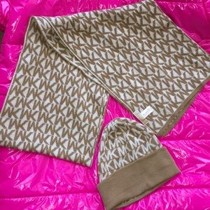 Michael Kors Hat Scarf Set
